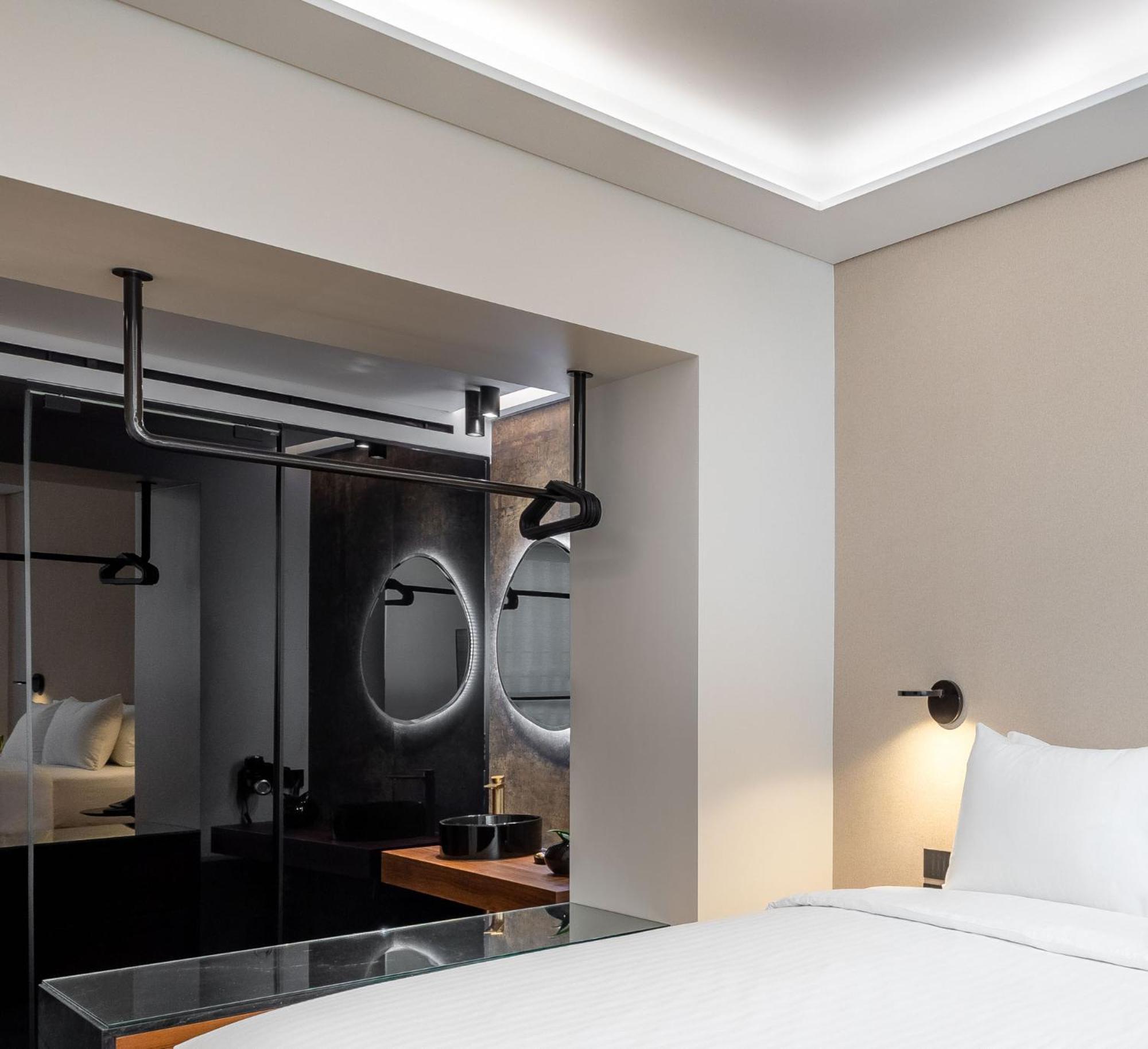 Amazon Hotel